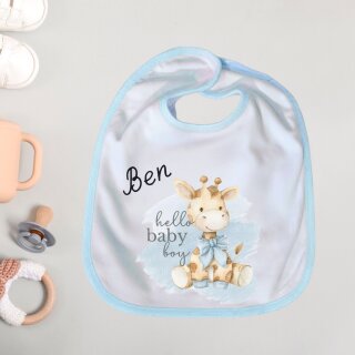 Babylätzchen Giraffe „Hello Baby Boy“ – personalisiert mit Name – Hellblau