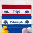 Personalisiertes Handtuch mit blauem Traktor und Namen...